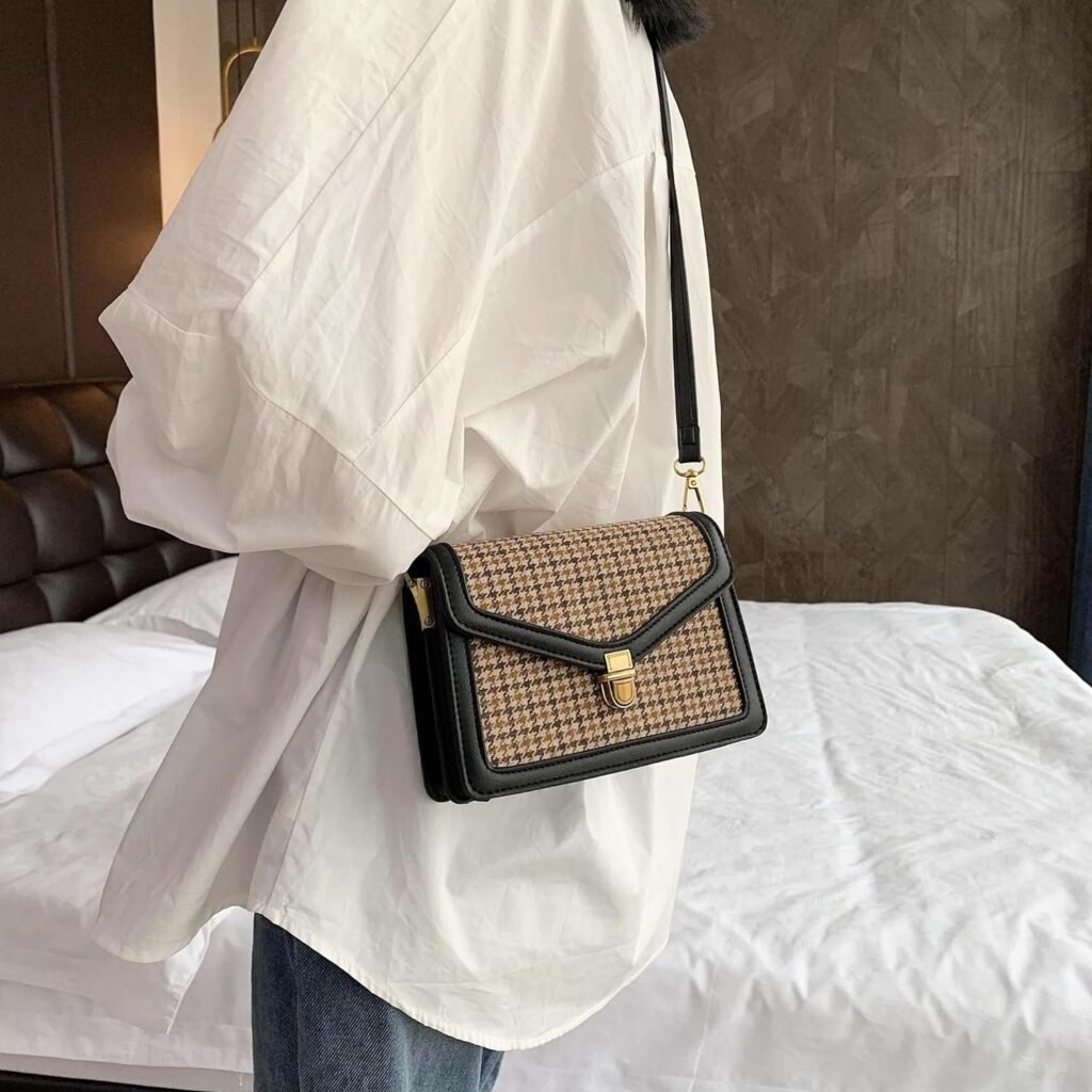 Vintage Plaid Crossbody Bag for Women PU Leather Small Messenger Shoulder Bag with Designer Chic Handy Cellphone Purse